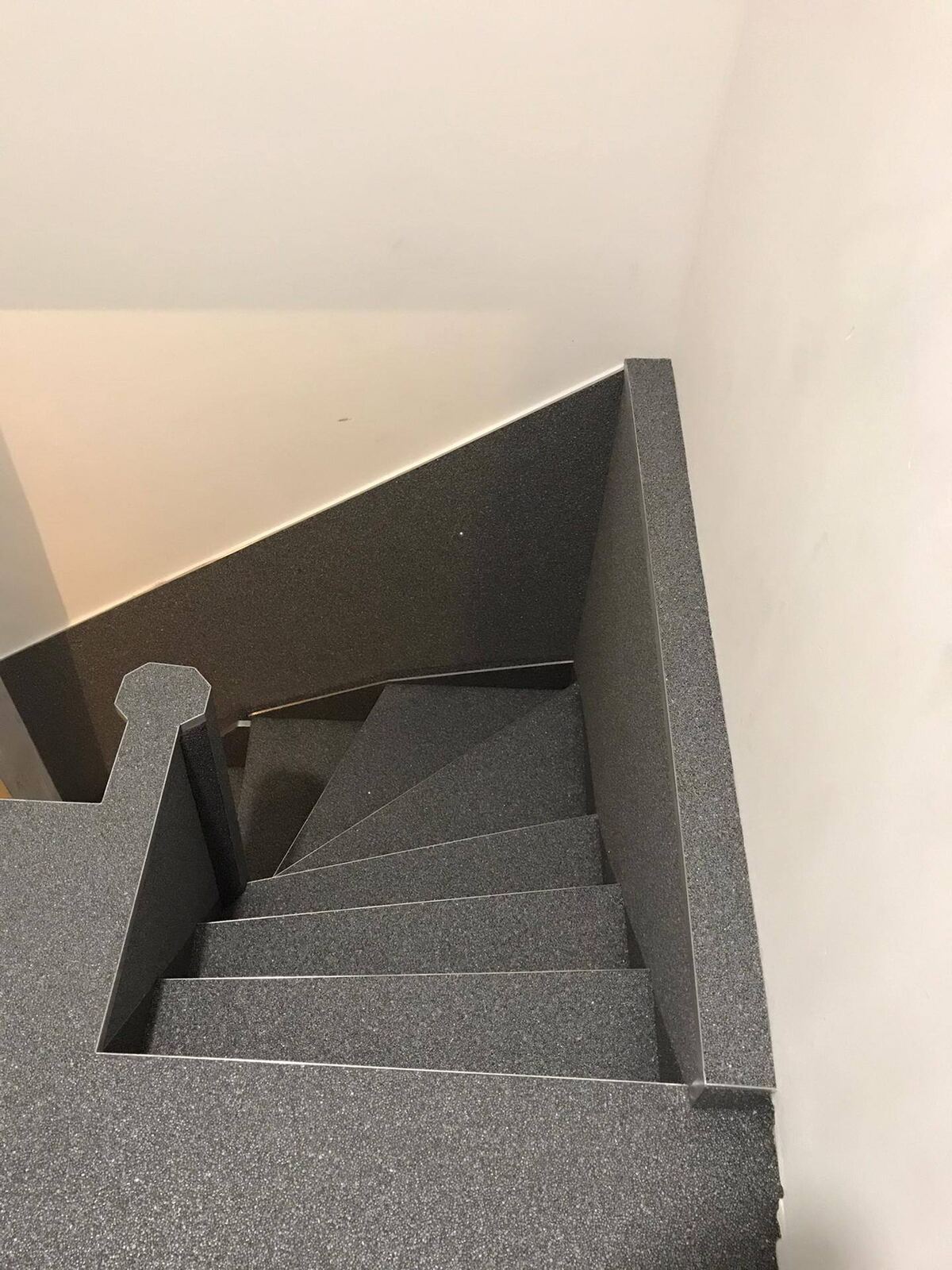 Trappen in steentapijt
